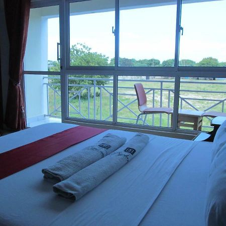 Diplomat Diani Beach Resort Exteriér fotografie