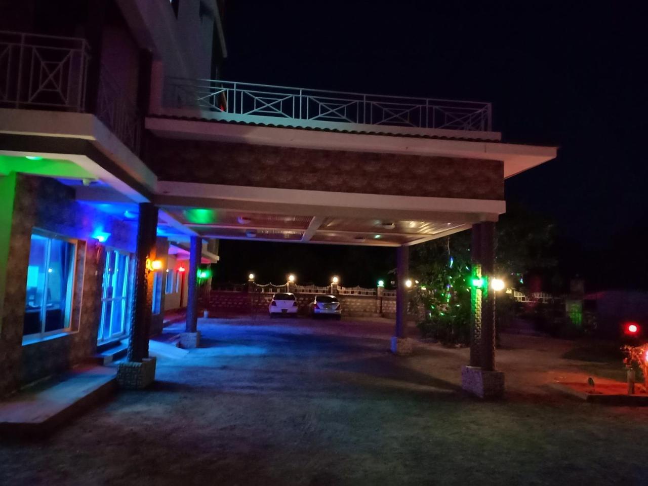Diplomat Diani Beach Resort Exteriér fotografie