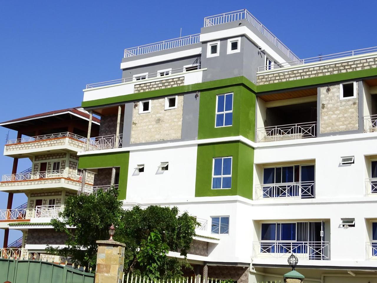 Diplomat Diani Beach Resort Exteriér fotografie