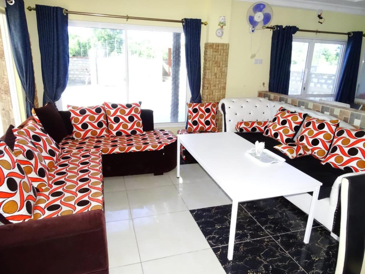 Diplomat Diani Beach Resort Exteriér fotografie